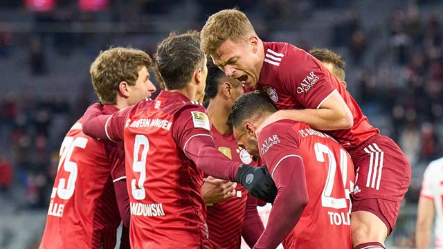 德甲-莱万造两球穆勒建功格纳布里造乌龙 拜仁3-2莱比锡（德甲-莱万破门+三度中柱 拜仁3-1不莱）