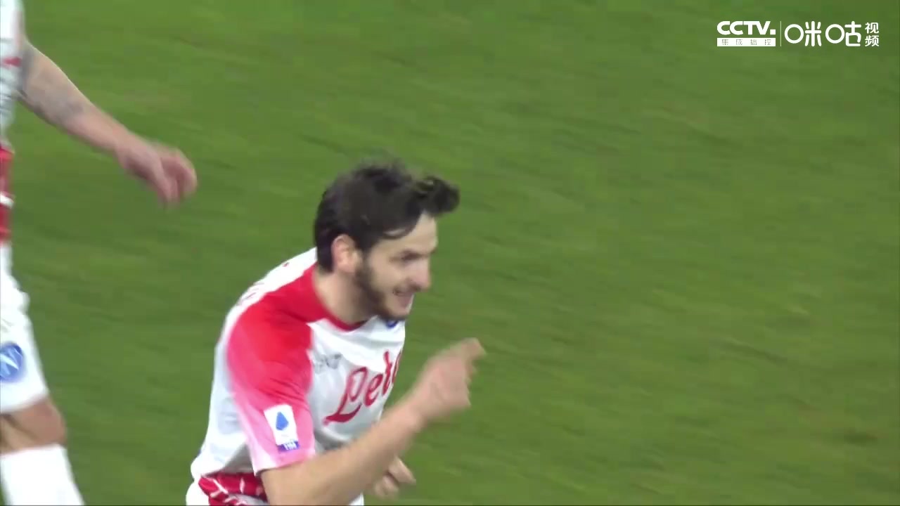 【集锦】意甲-K77生日夜破门奥斯梅恩建功 那不勒斯3-0克雷莫纳(那不勒斯门将梅雷特)