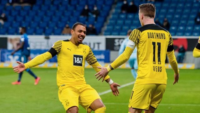 德甲-哈兰德闪击+伤退罗伊斯破门马伦造3球 多特3-2霍村距拜仁3分（哈兰德可以代表多特踢欧冠吗）