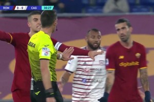 意甲-奥利维拉首秀造点+命中 罗马1-0卡利亚里（足球奥利维拉）