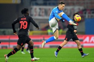 （波尔津吉斯nba数据）杨毅：波尔津吉斯可能是NBA里5号位最软的