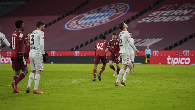 德甲-科曼破门穆西亚拉建功 拜仁2-1逆转美因茨6分领跑（拜仁慕尼黑边锋科曼）