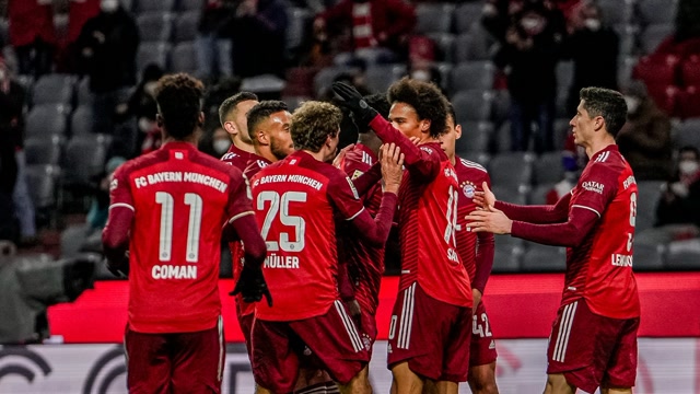 德甲-萨内世界波制胜穆勒献助攻 拜仁1-0比勒菲尔德回榜首（萨内拜仁进球）