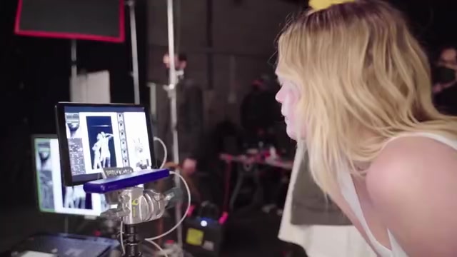 内马尔Superdry内衣广告