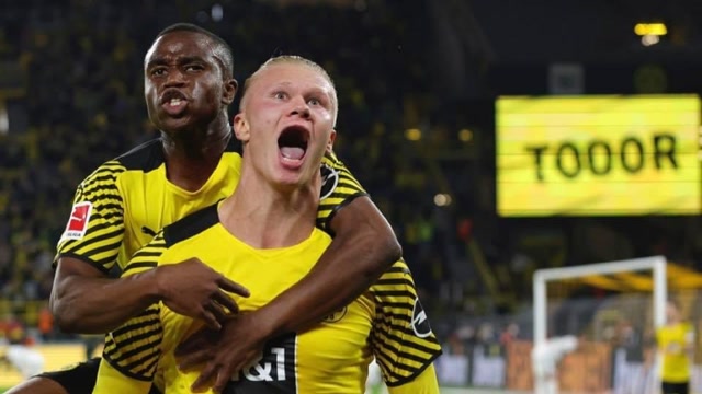 德甲-哈兰德2射1传布兰特格雷罗破门 多特三度追平4-3逆转药厂（哈兰德转会多特）