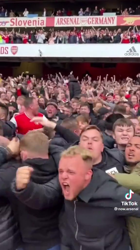 （邓肯感谢波波维奇）邓肯哽咽致谢波波维奇：你教会我篮球知识，但远不止这些