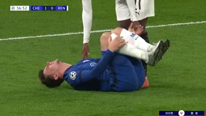 （北京外援汉密尔顿年龄）北京外援汉密尔顿初尝“中国式庆生”