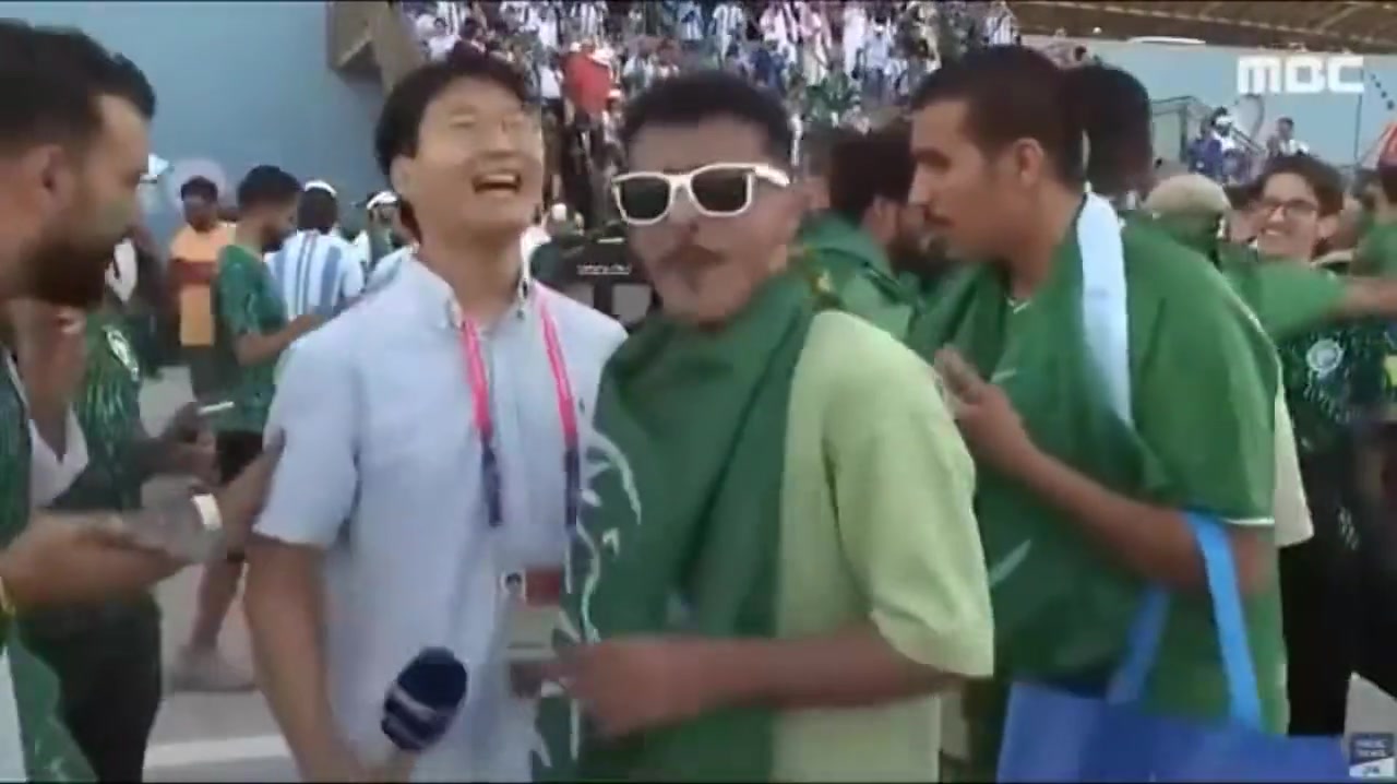 06年刘炜在线呼叫小易接球 成功组织并助王仕鹏3分
