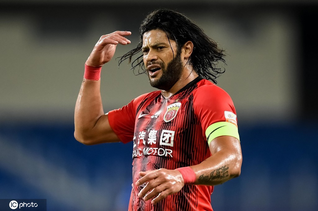 中超-胡尔克点射+中框马修斯伤退 上港1-0永昌三连胜（胡尔克中超首秀）