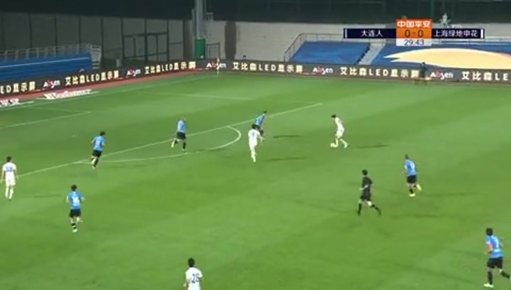 （刘维伟骂吴前）吴前：联谊赛上去先给刘维伟指导来个T，让自己爽一下