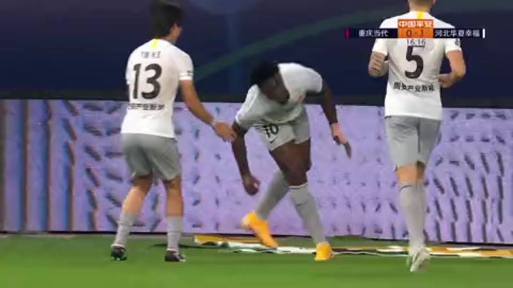 中超-大摩托阿德里安互相传射 重庆3-1逆转华夏（中超阿德里安集锦）