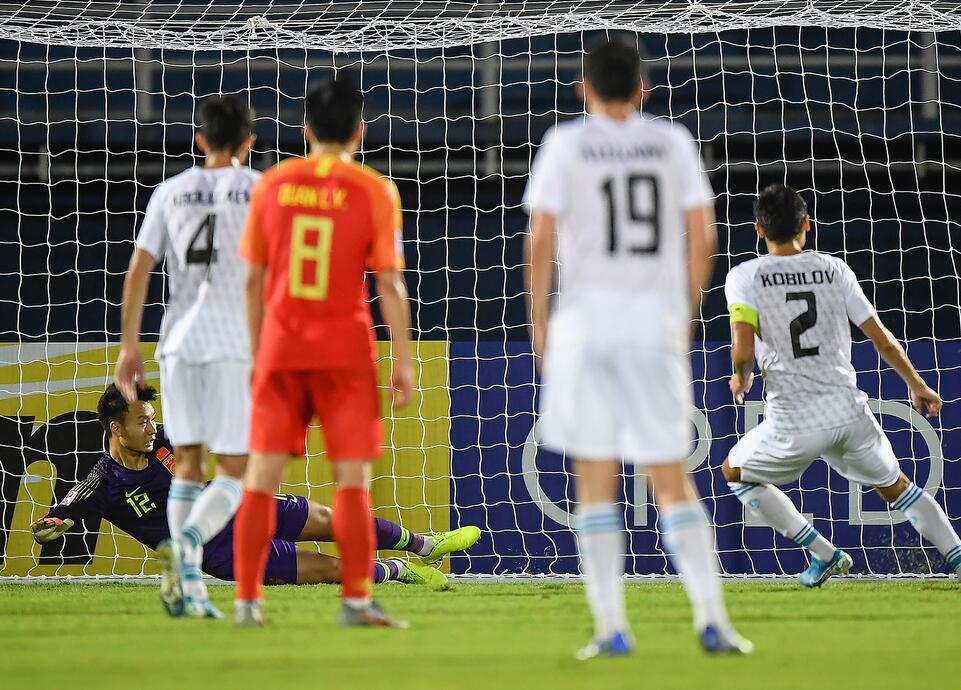 （巩晓彬去哪了?）巩晓彬：俱乐部不了解小丁恢复进度 他有些遮遮掩掩