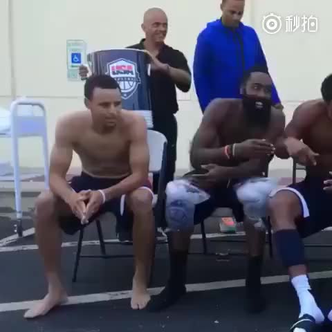 透心凉！当年库里+德罗赞+哈登参加冰桶挑战赛！