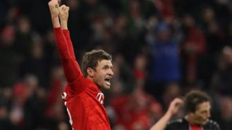 德甲-莱昂-拜利两球穆勒破荒 拜仁1-2勒沃库森四连胜遭终结（德甲:拜仁5-1勒沃库森 莱万双响）