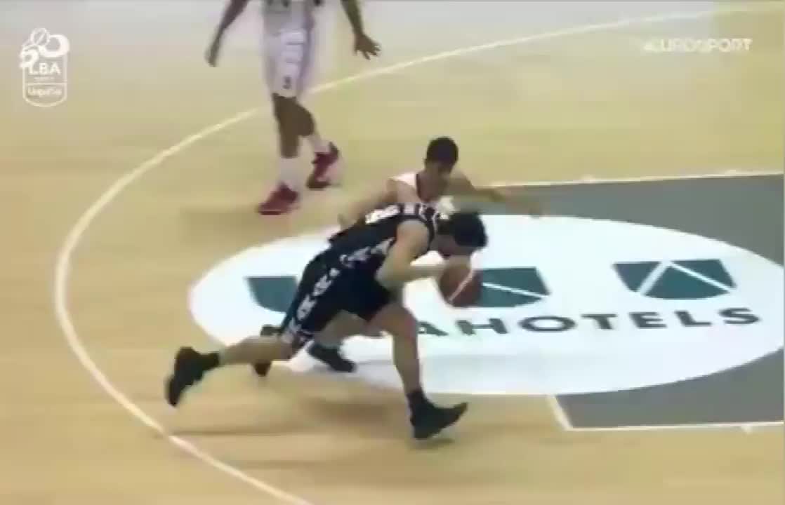 （特奥多西奇集锦）戏耍对手！特奥多西奇这记操作真是秀翻了