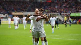 德甲-库鸟、格纳布里传射莱万破纪录 拜仁3-2帕德博恩登顶（拜仁精选格纳布里）