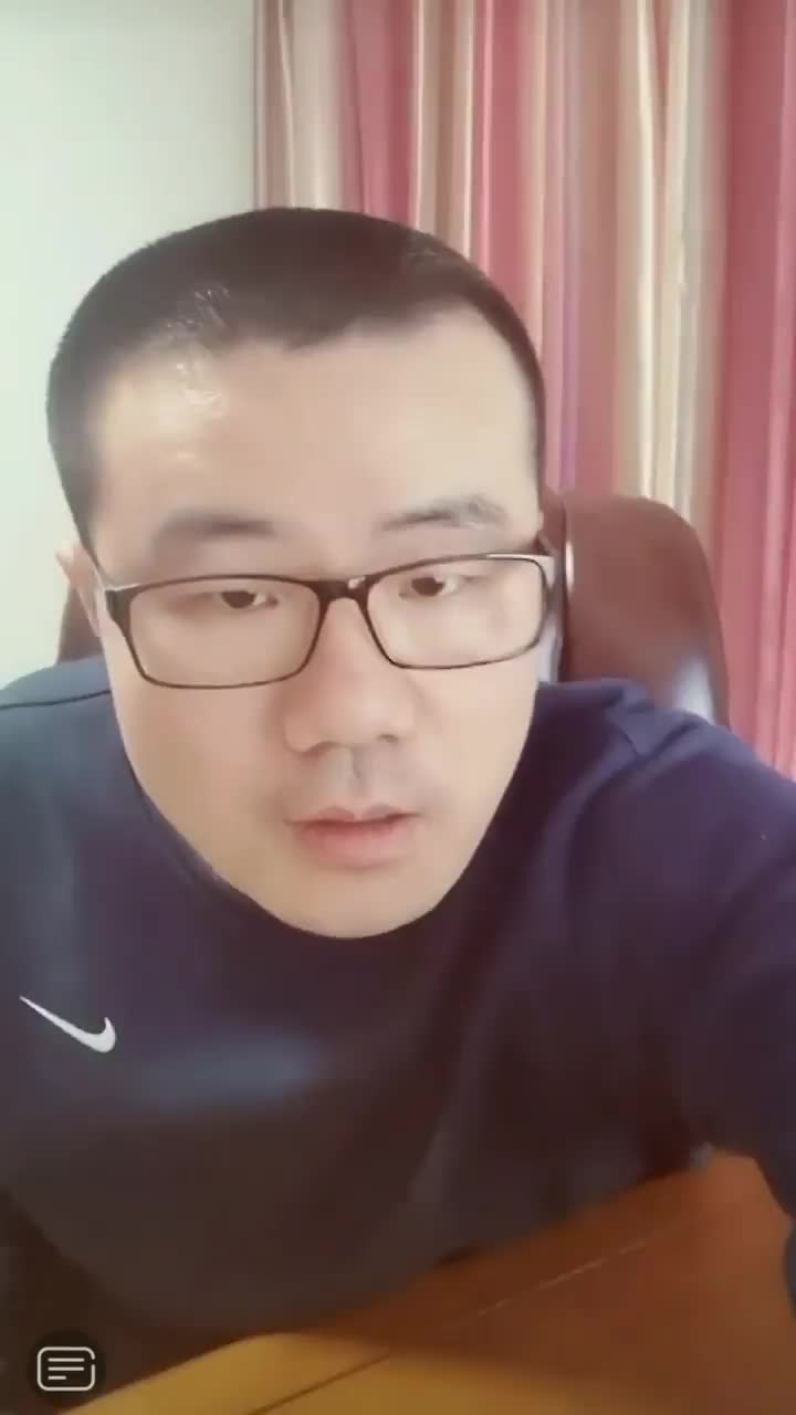 （徐静雨说篮球）徐静雨:谈论篮球大家都有发言的权利,只会人身攻击的人要离他远点