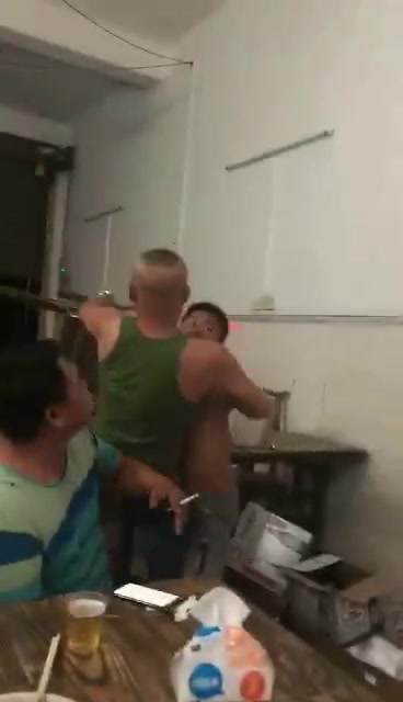 （今天福建队王哲林上场吗）福建对阵天津最后时刻 王哲林出现身体不适被搀扶下场