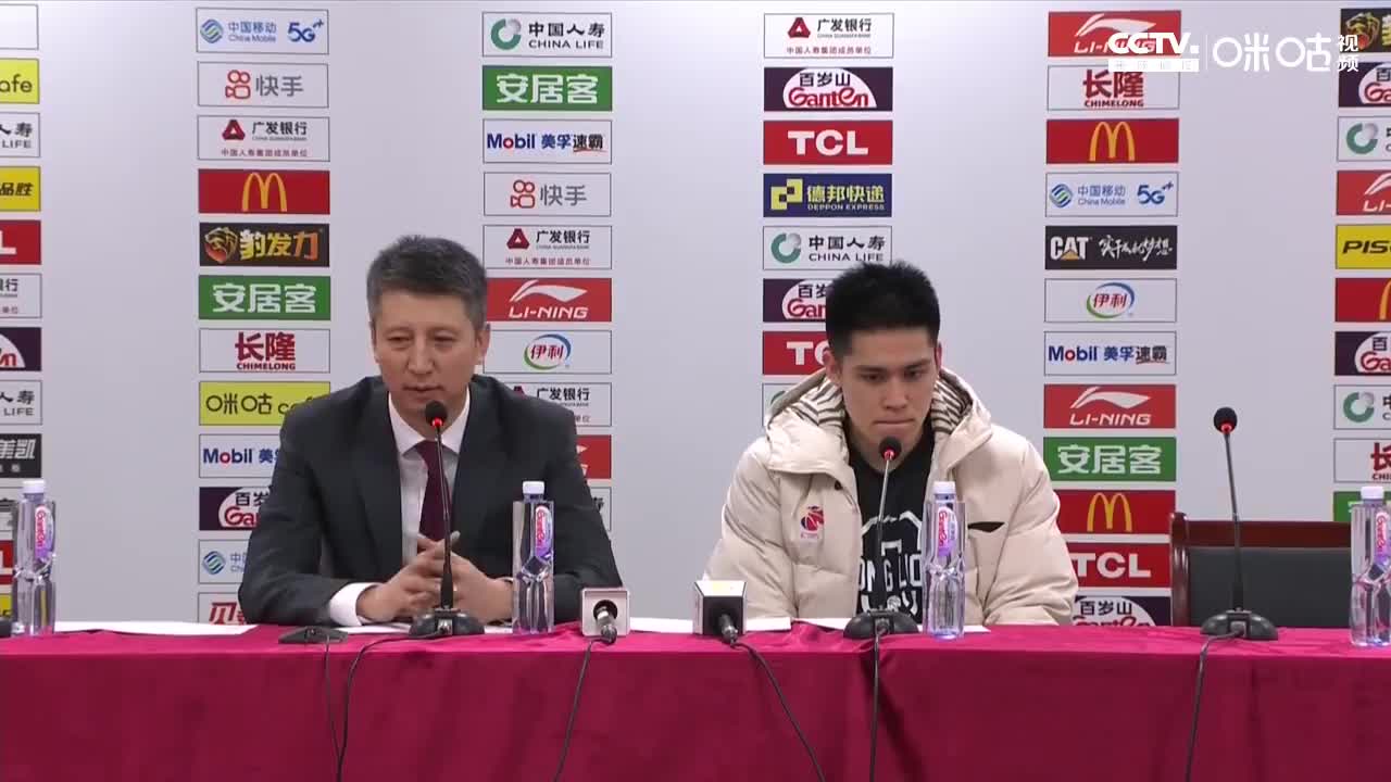 （郭士强与辽宁队）郭士强：跟辽宁队比赛有另一番滋味 在广州队工作量比辽宁大一些