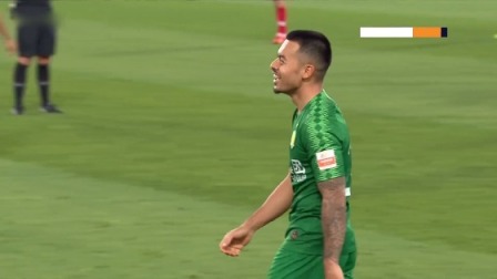 中超-傲骨点射李可归化首球 十人国安2-1建业取五连胜(中国足球李可)