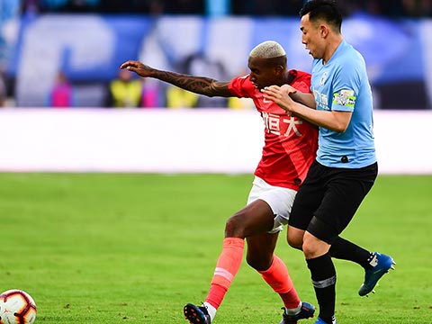 中超-塔利斯卡制胜球卡拉斯科造威胁 恒大1-0客胜一方（塔利斯卡中超首秀）