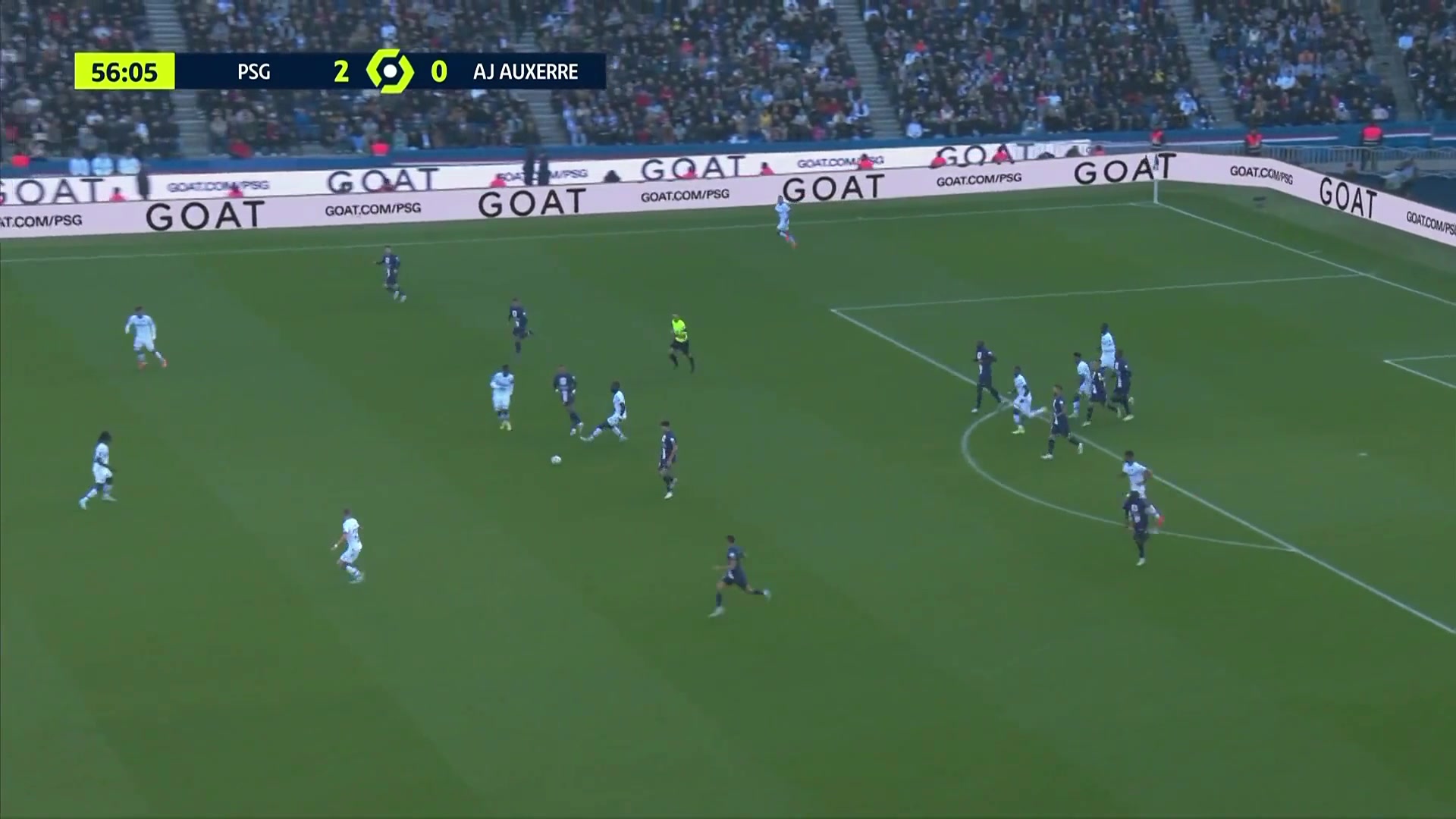 巴黎3-0领先！阿什拉夫单刀破门建功（巴黎 阿什拉夫）