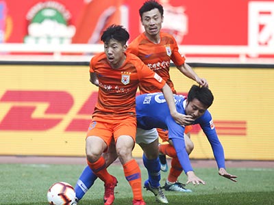 中超-格德斯双响伊沃点球救主 鲁能主场2-2平建业(中超鲁能外援格德斯)