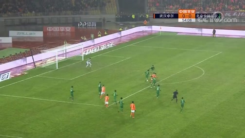 中超-傲骨任意球破门邹德海救险 国安1-0客胜卓尔开门红（国安门将邹德海简历）