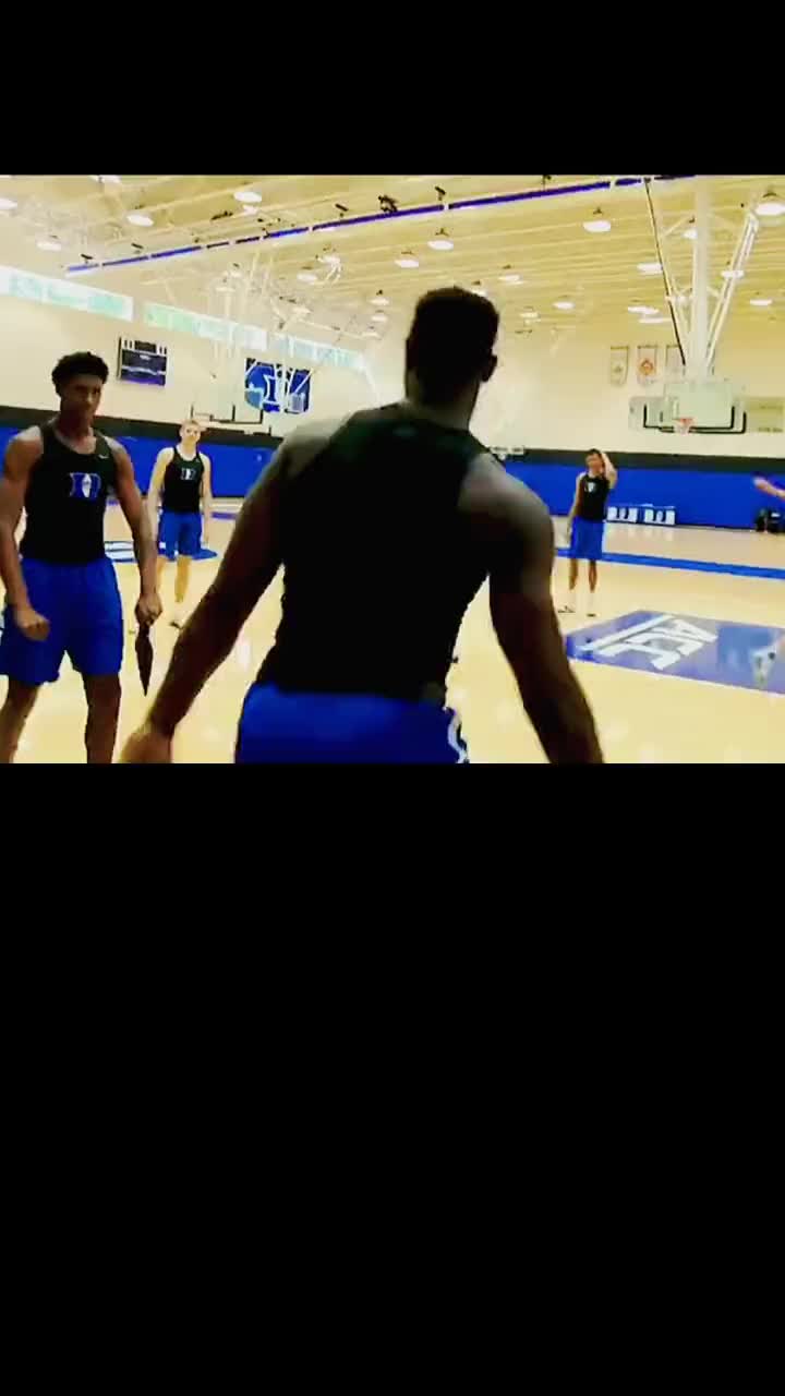 队友：就你叫胖虎啊？锡安默默笑而不语