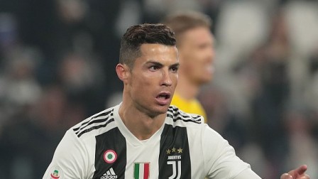 意甲-C罗传射建功迪巴拉世界波 尤文3-0完胜弗洛西诺内（意甲-c罗破门迪巴拉建功 尤文2-1那不）