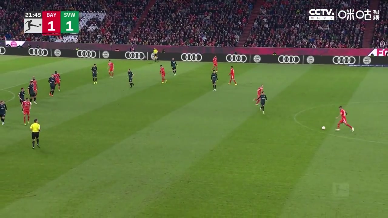 格纳布里兜射破门 拜仁2-1领先 看台上萨利喜笑颜开（格纳布里在拜仁踢什么位置）