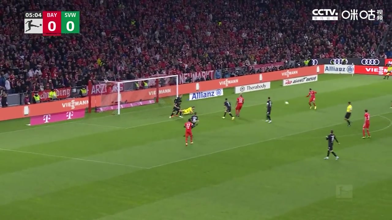 马内打门被挡 穆西亚拉补射破门 拜仁收获梦幻开局（马内加盟拜仁）