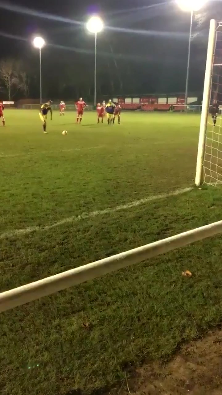 （控球后卫nba中有谁）哈哈！据说这位大哥是某设计院的控球后卫 还身穿湖人的衣服