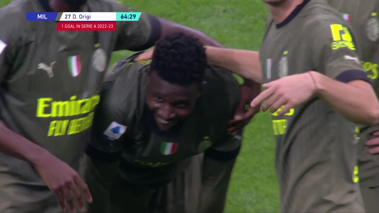 （克莱谈库里）库里：克莱赛季报销对我来说是一个沉重的打击 我哭了