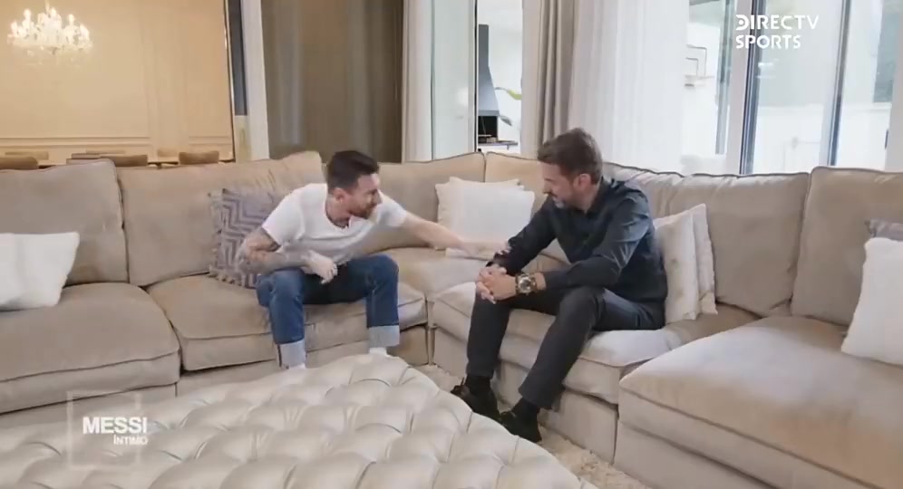 （nba克莱）感受下克莱这下盘有多稳 “勒布朗根”完全顶不动！