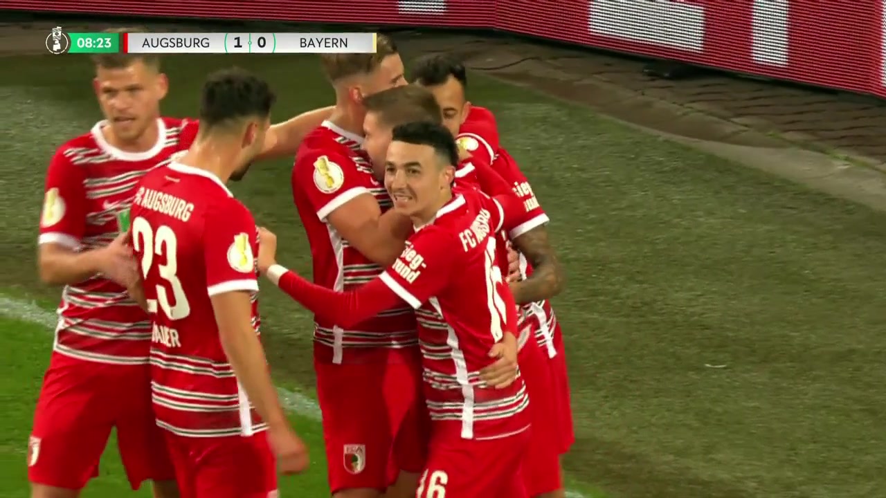 拜仁先丢一球！佩德森远射世界波破门（佩德森t1）