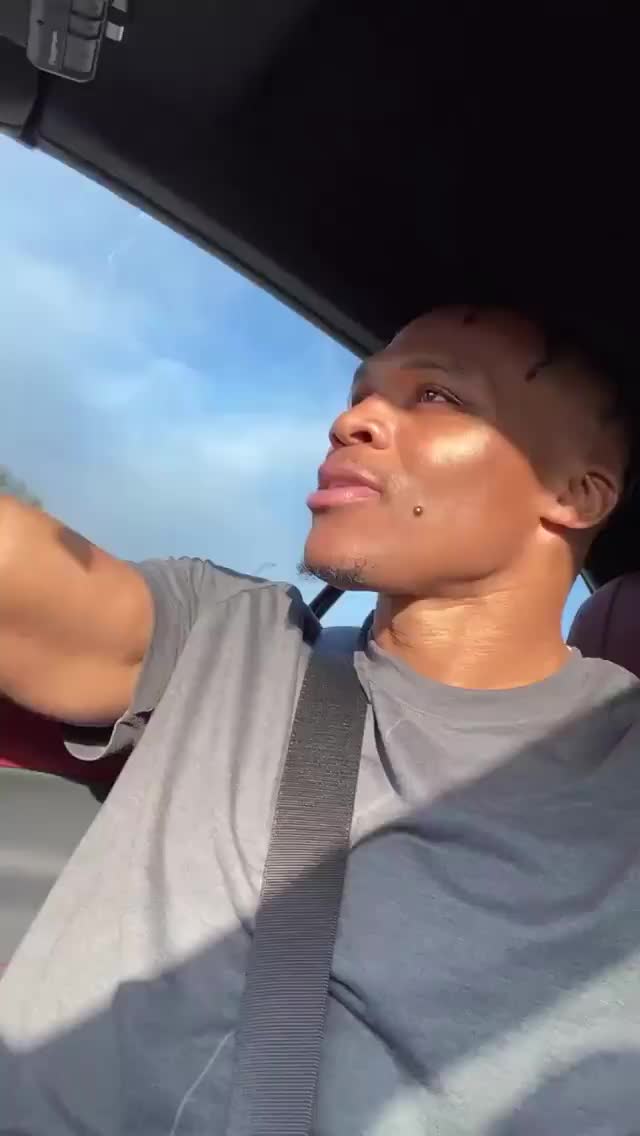 （今天的心情不错!威少在车上嗨歌是哪一集）今天的心情不错！威少在车上嗨歌