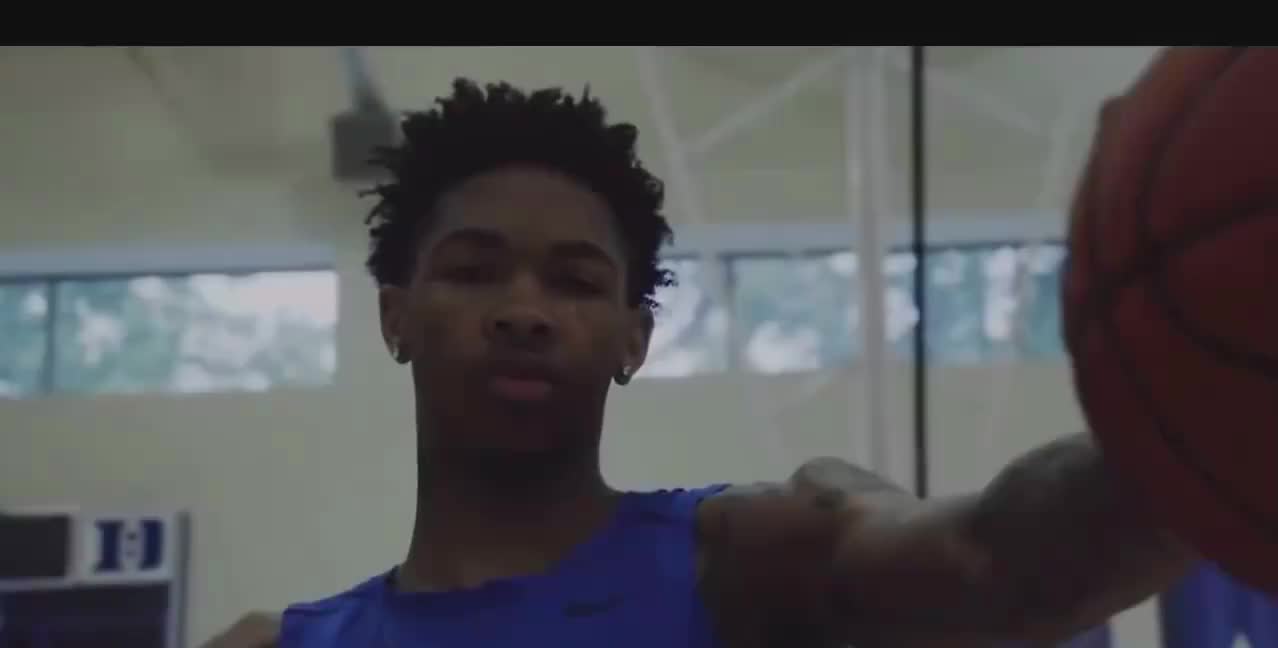 （英格拉姆杜克球衣）当时人称“小KD”！英格拉姆15-16赛季在杜克的高光集锦