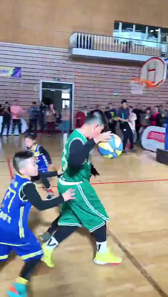 （无兄弟不篮球什么意思）无兄弟不篮球