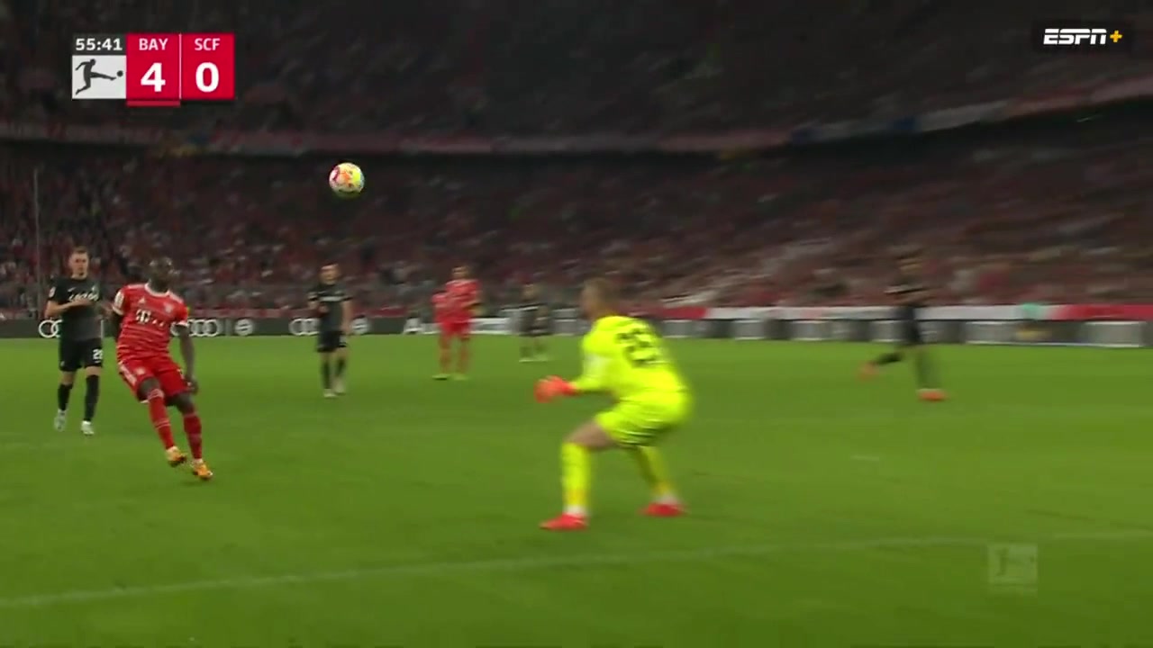 单刀稳稳打进！马内潇洒挑射破门拜仁4-0弗赖堡（拜仁 弗赖堡）