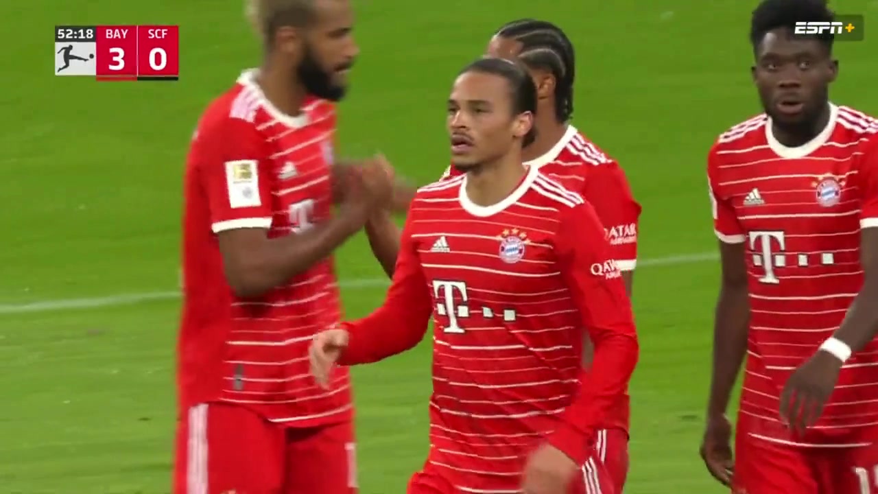 萨内世界波直入死角 拜仁3-0领先弗赖堡（拜仁和弗赖堡的关系）