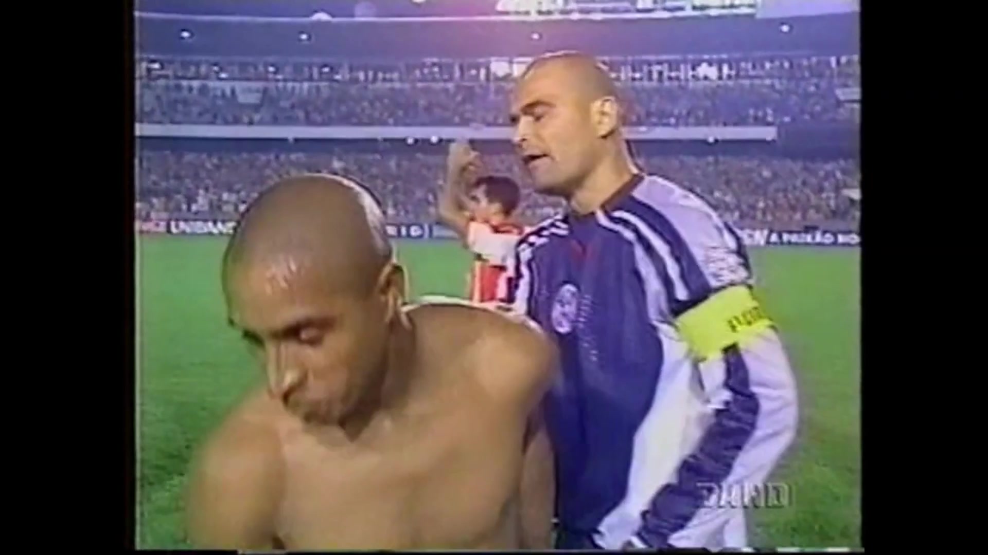 感谢兄弟们！小姐姐这个上篮有点可爱