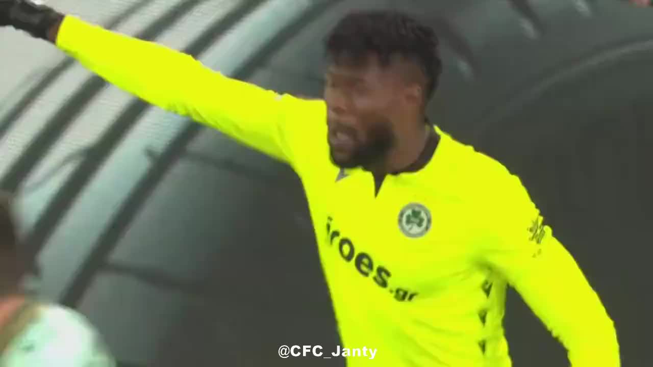 评分9.9！奥莫尼亚23岁门将乌佐霍vs曼联（乌佐lofter）