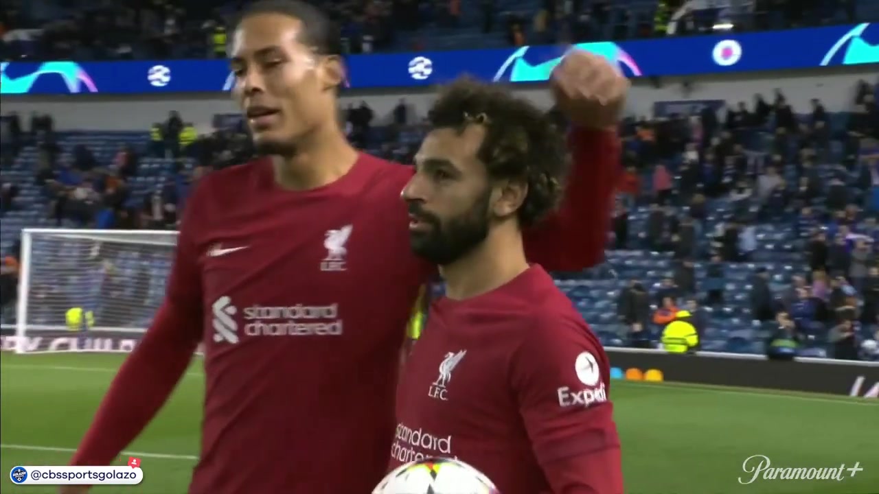 （这就是传说中的背打小姐姐是谁）这就是传说中的背打小姐姐？