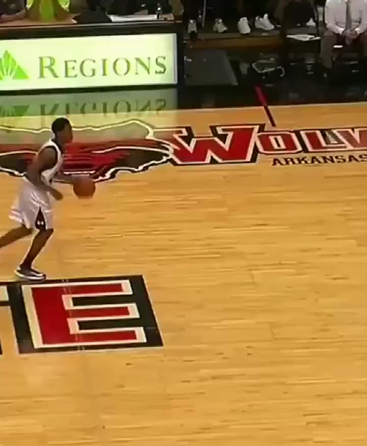 （隔扣是啥）看看这些惊为天人的劲爆隔扣 真怀疑这些人是不是吃弹簧长大的！