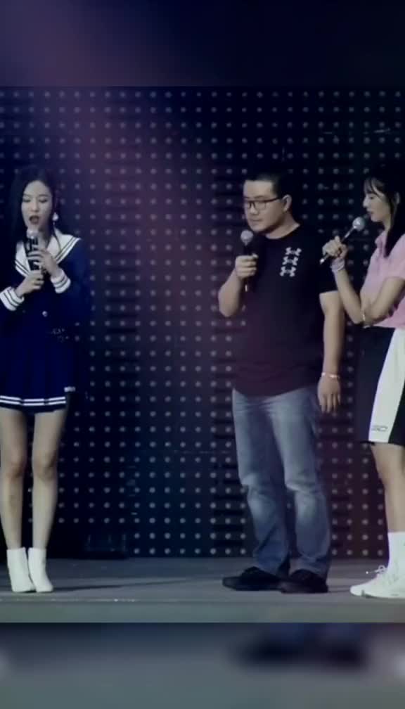 （静雨怎么火的）哟呵！静雨这气质给几分？