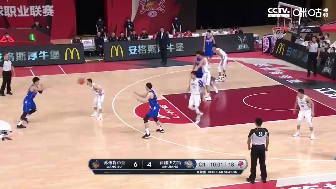 （周琦37分26板6助4帽）制霸攻防两端！周琦砍下30分18板4助2断2帽集锦