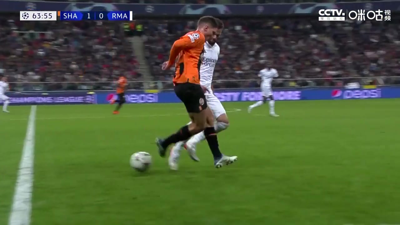 （乃万和周琦）乃万为周琦灌篮战队创作新歌《991》：会被争议包围 硬着头皮笑对