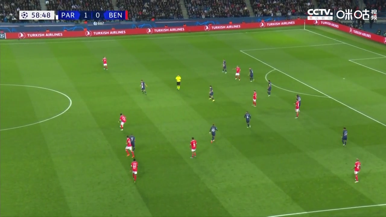 巴黎被扳平！维拉蒂送黄点套餐 若奥-马里奥点射破门（罗马 奥利维拉）