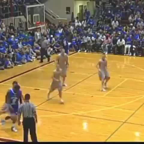 （隆指导怎么来的）看呆了！隆指导助飞半兽人这记妙传什么水平？